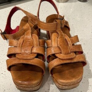 FABIOLA BEDSTU SANDAL       Brown Leather Strappy Sandals
